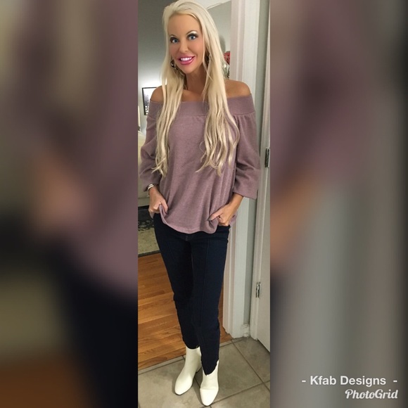 LAST 1! 🛍 Soft Mauve Off Shoulder Sweater ! - Picture 5 of 6